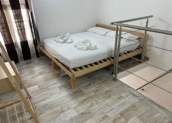 L'arco Di Porta Lecce Brindisi