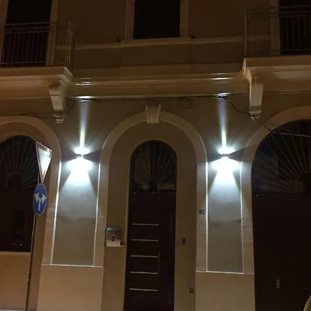 L'arco Di Porta Lecce Διαμέρισμα